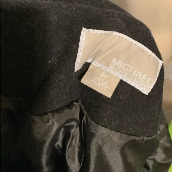 Black Michael Kors Jacket - Picture 2 of 5